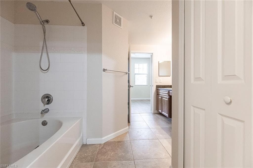 12920 Positano Cir 104, Naples, FL 34105-29