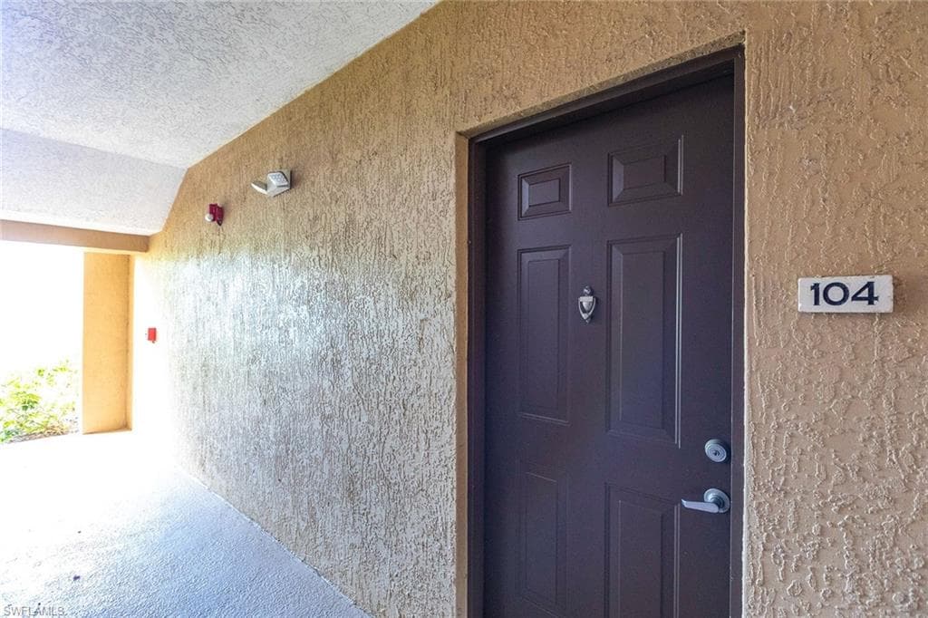12920 Positano Cir 104, Naples, FL 34105-34
