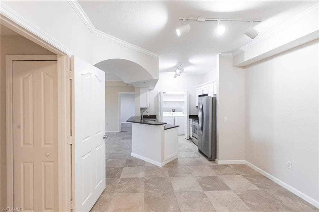 12920 Positano Cir 104, Naples, FL 34105-3