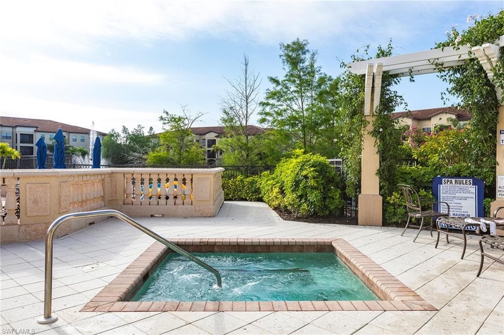 12920 Positano Cir 104, Naples, FL 34105-40