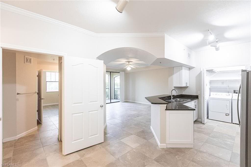 12920 Positano Cir 104, Naples, FL 34105-4