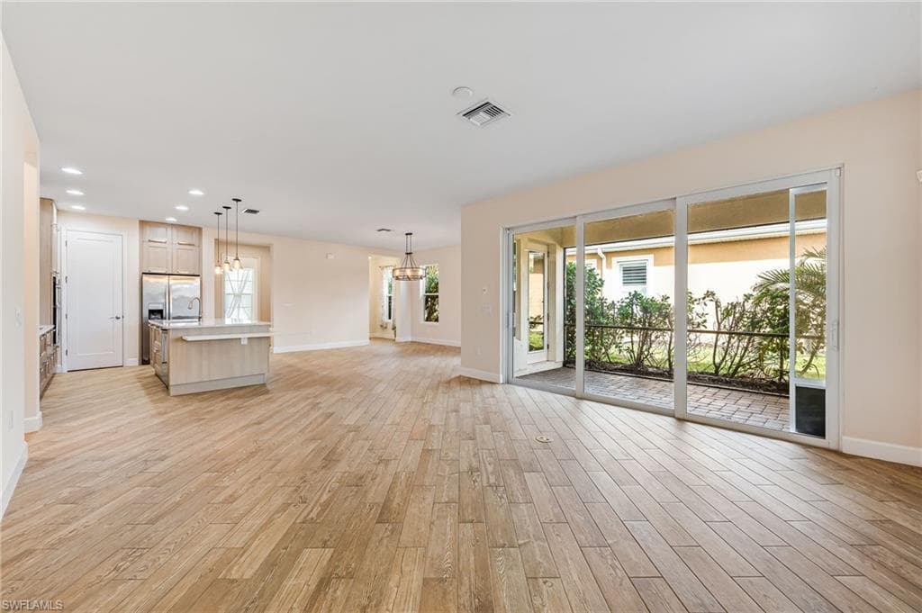 14653 Tropical Dr, Naples, FL 34114-21
