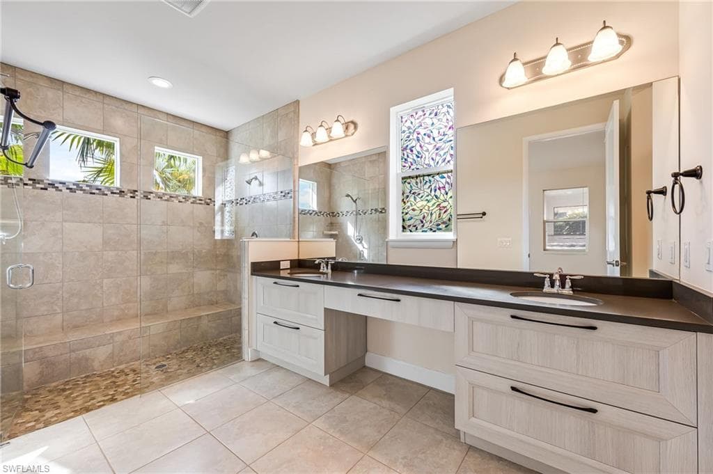 14653 Tropical Dr, Naples, FL 34114-27