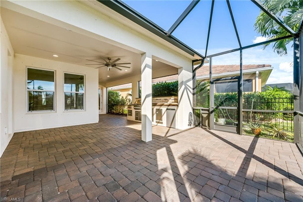 14653 Tropical Dr, Naples, FL 34114-35