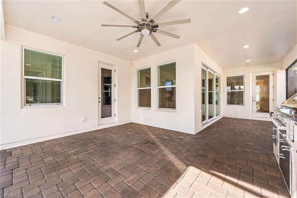 14653 Tropical Dr, Naples, FL 34114-36