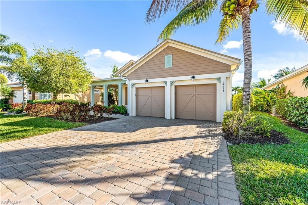 14653 Tropical Dr, Naples, FL 34114-5