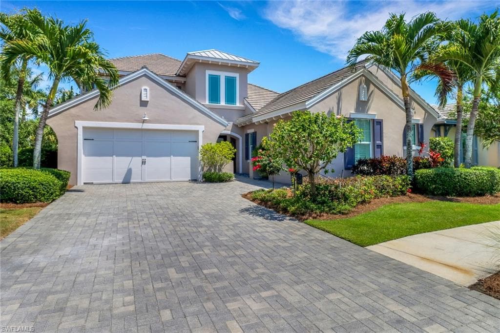 5166 Andros Dr, Naples, FL 34113-2