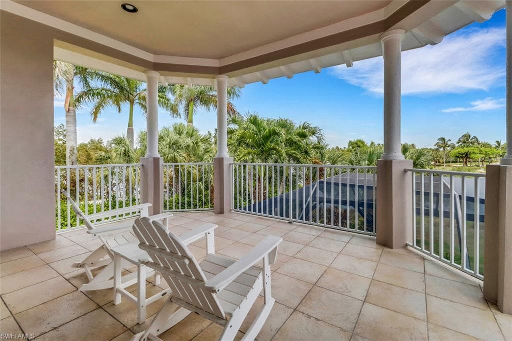 5166 Andros Dr, Naples, FL 34113-30
