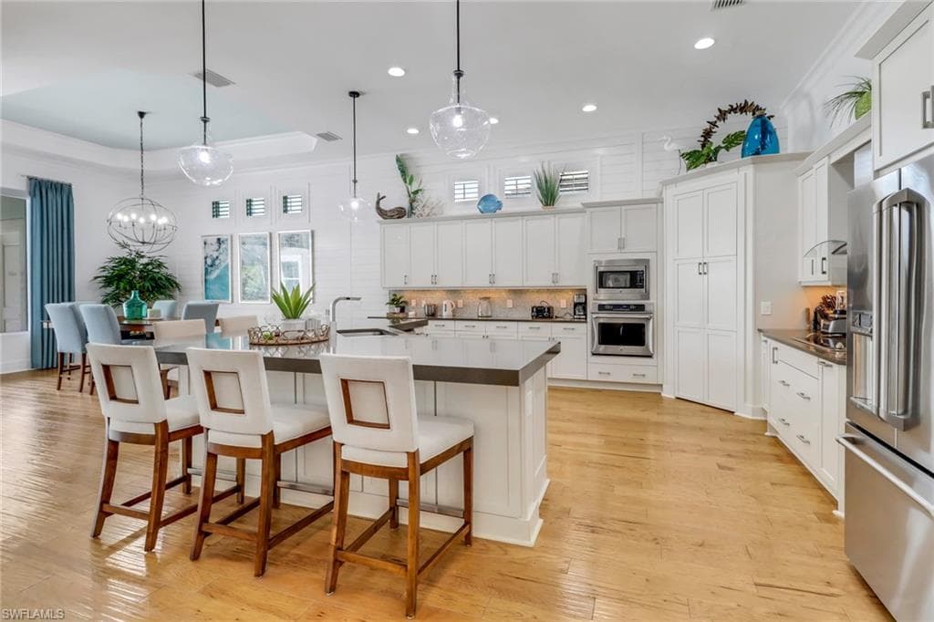 5166 Andros Dr, Naples, FL 34113-6