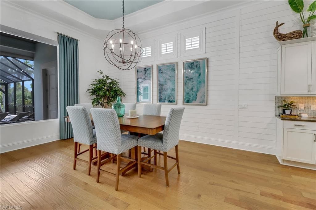 5166 Andros Dr, Naples, FL 34113-8