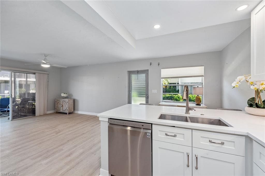 330 Kon Tiki Dr G7, Naples, FL 34113-10