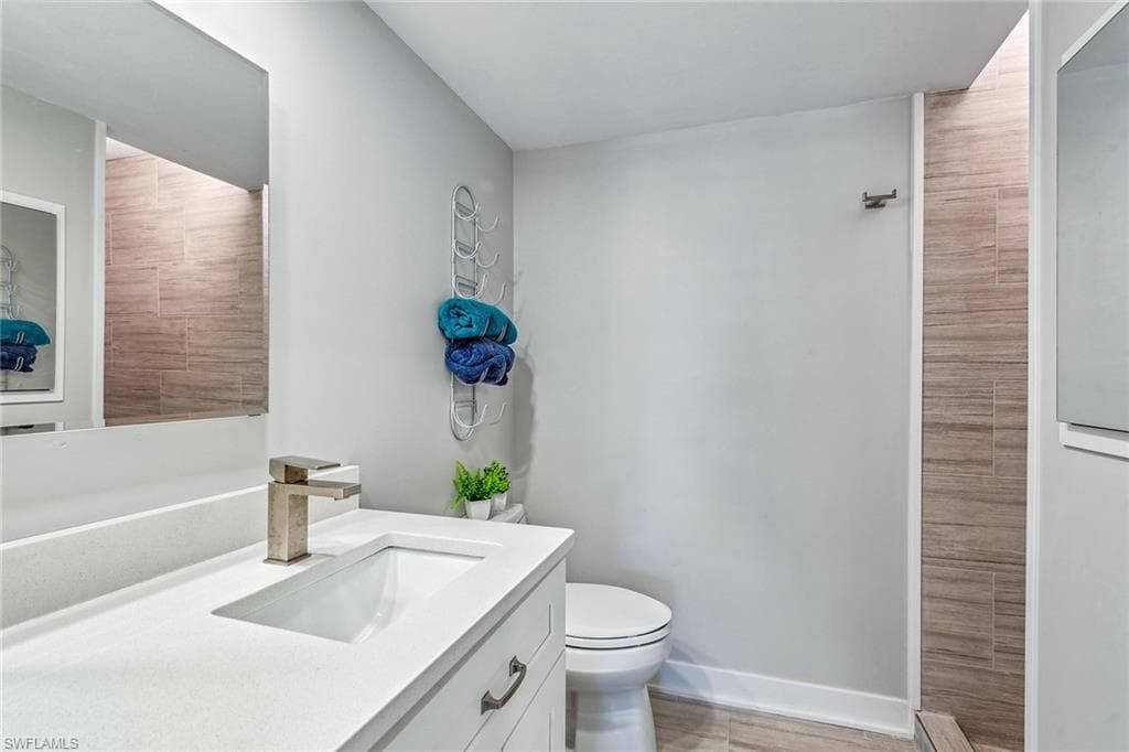 330 Kon Tiki Dr G7, Naples, FL 34113-13