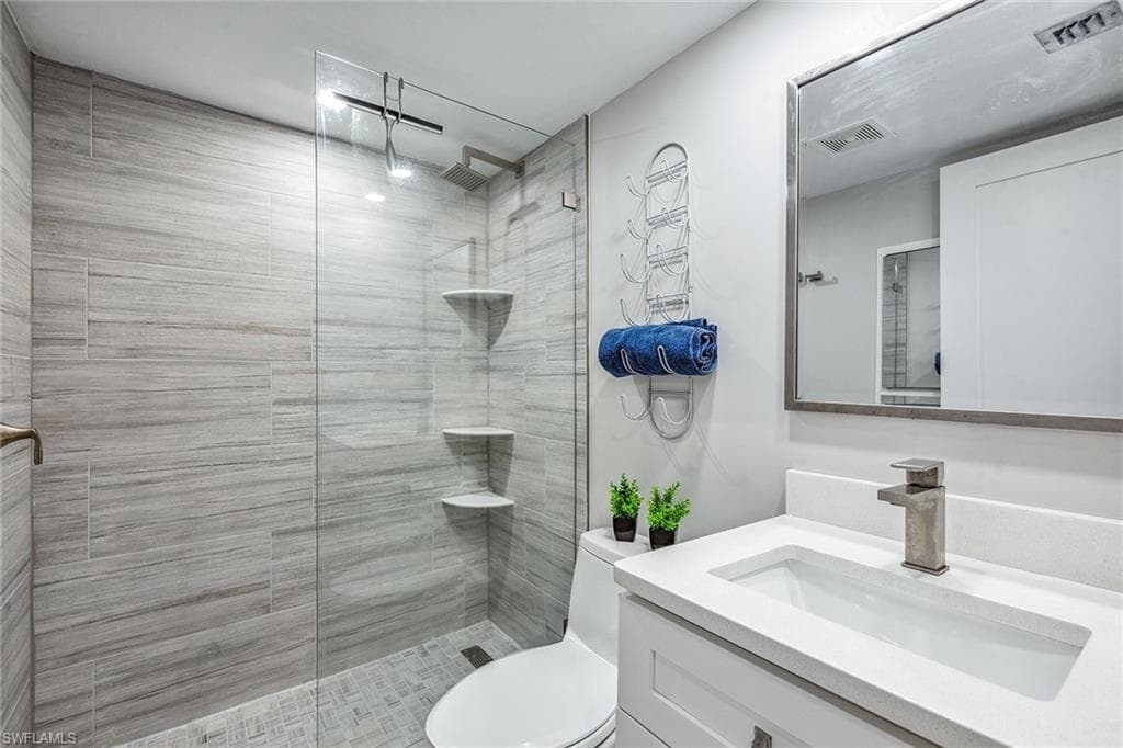 330 Kon Tiki Dr G7, Naples, FL 34113-16