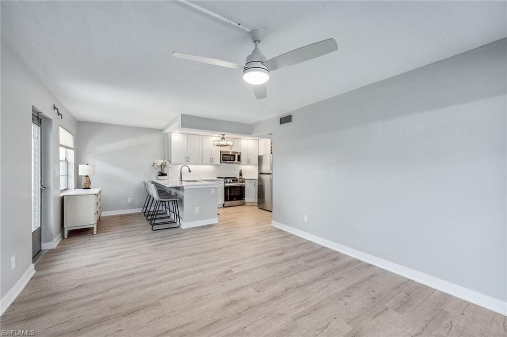 330 Kon Tiki Dr G7, Naples, FL 34113-6