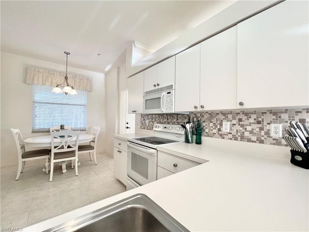 7515 Stoneybrook Dr 844, Naples, FL 34112-6