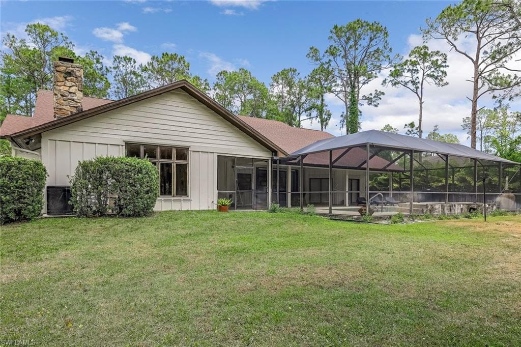 5752 Bur Oaks Ln, Naples, FL 34119-25
