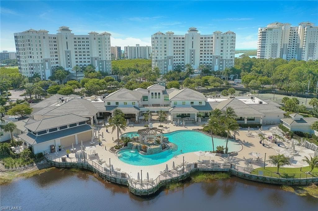 315 Dunes Blvd 604, Naples, FL 34110-30