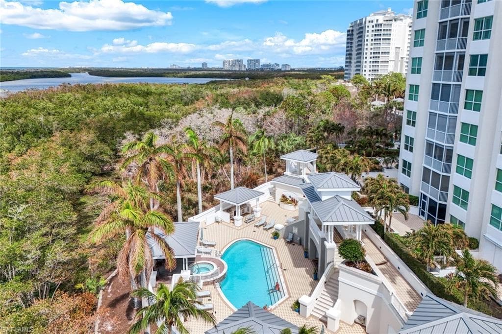 315 Dunes Blvd 604, Naples, FL 34110-31