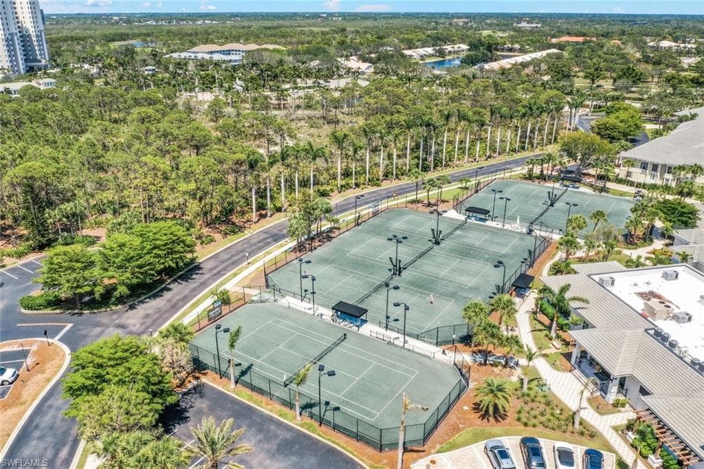 315 Dunes Blvd 604, Naples, FL 34110-34