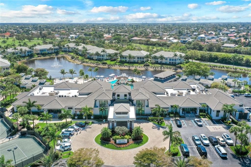 315 Dunes Blvd 604, Naples, FL 34110-35