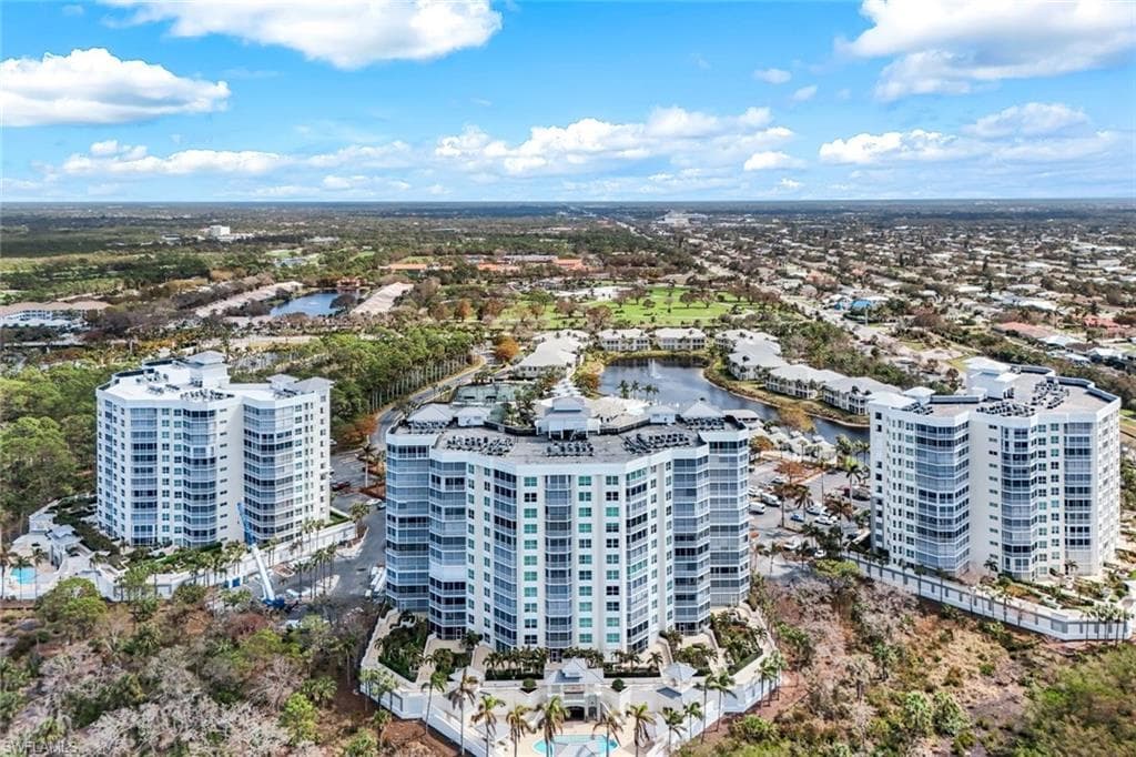 315 Dunes Blvd 604, Naples, FL 34110-39