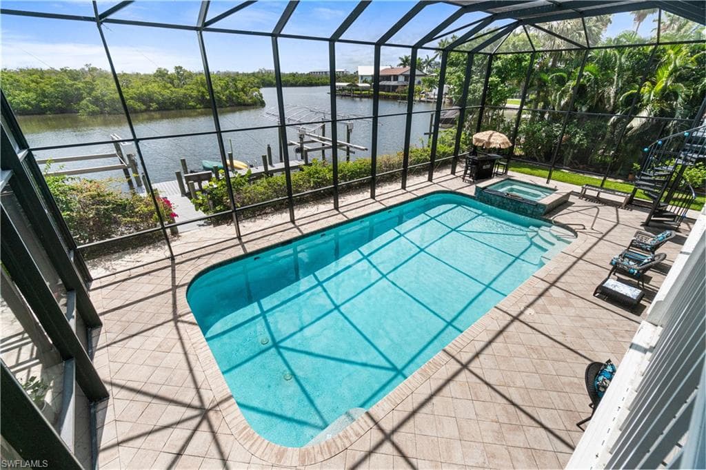 27781 Kings Kew, Bonita Springs, FL 34134-1