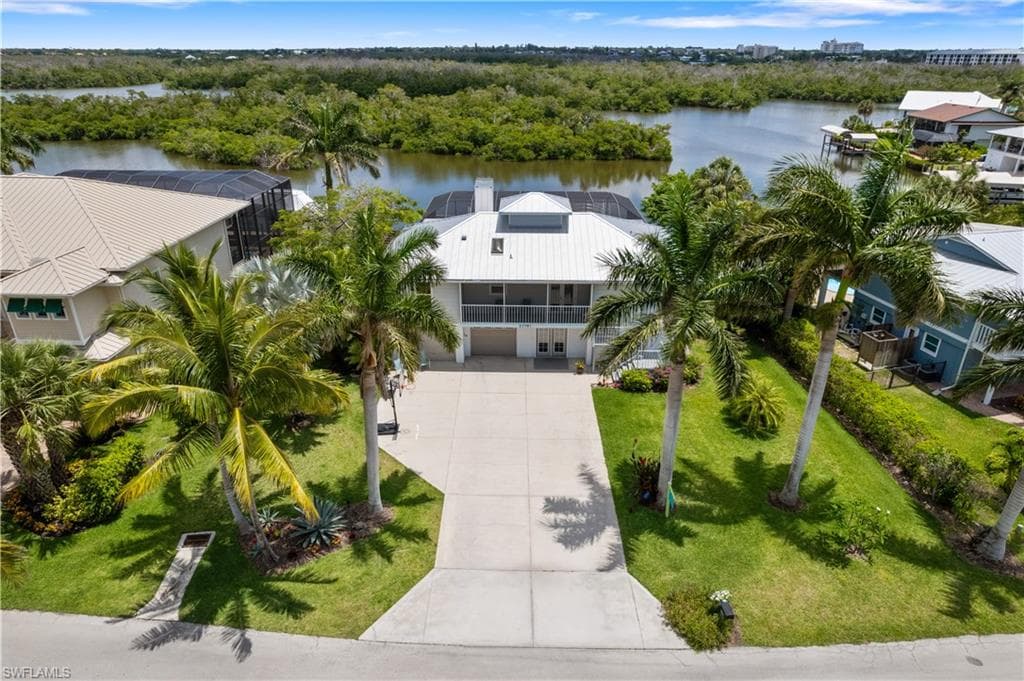 27781 Kings Kew, Bonita Springs, FL 34134-3
