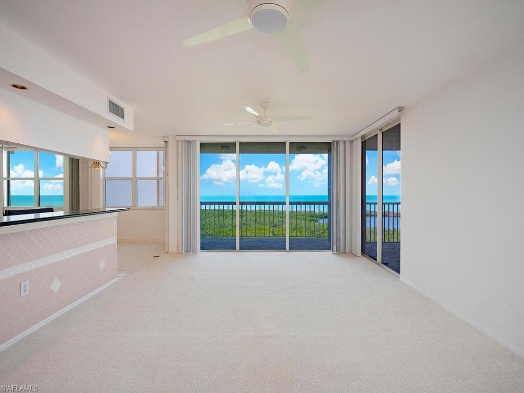 6585 Nicholas Blvd 1703, Naples, FL 34108-6