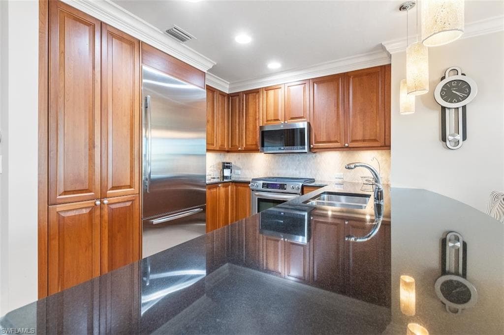 9123 Strada Pl 7504, Naples, FL 34108-13