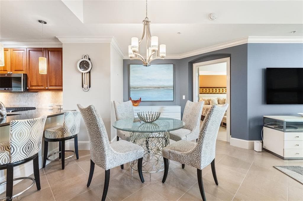 9123 Strada Pl 7504, Naples, FL 34108-15