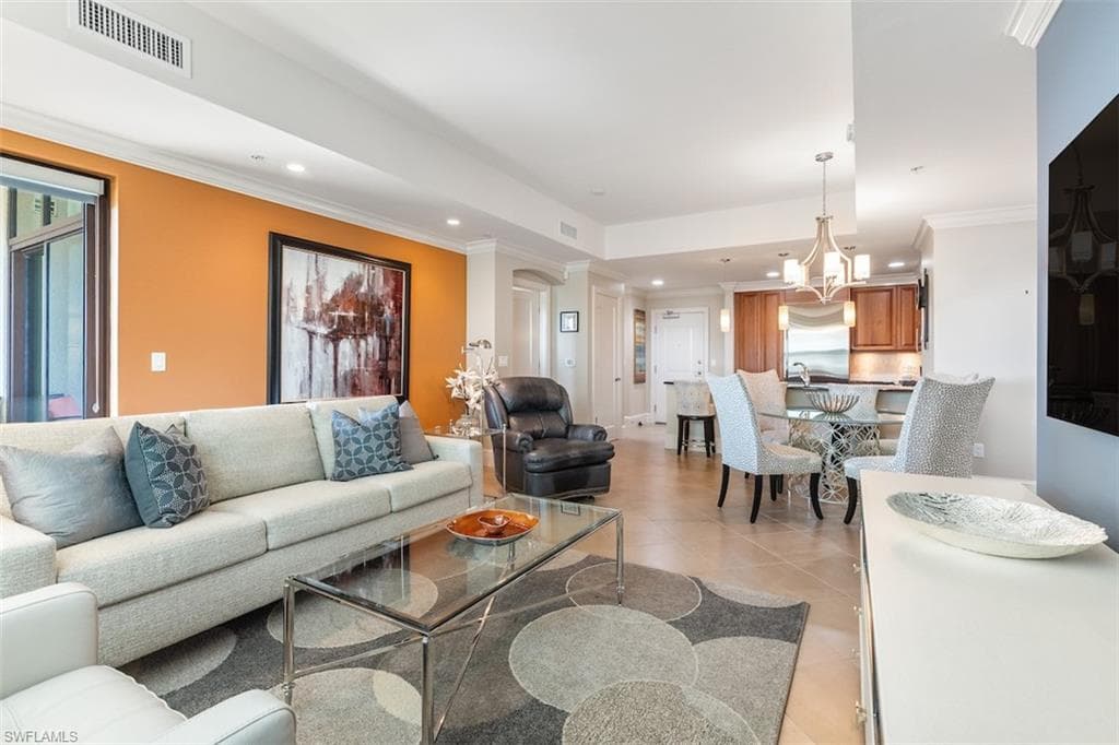 9123 Strada Pl 7504, Naples, FL 34108-18