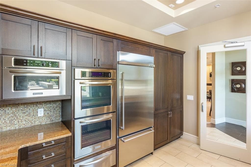 9123 Strada Pl 7504, Naples, FL 34108-31