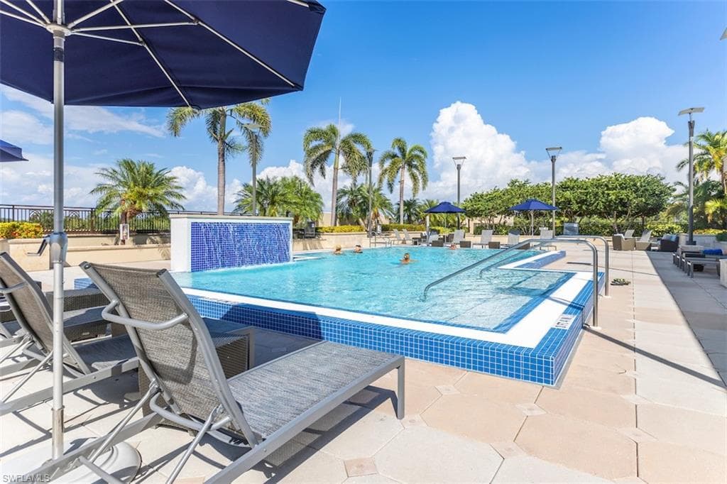 9123 Strada Pl 7504, Naples, FL 34108-35