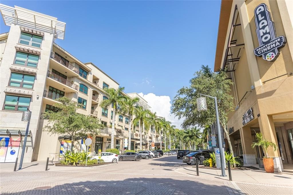 9123 Strada Pl 7504, Naples, FL 34108-36