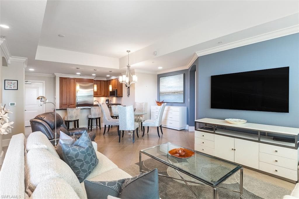 9123 Strada Pl 7504, Naples, FL 34108-3