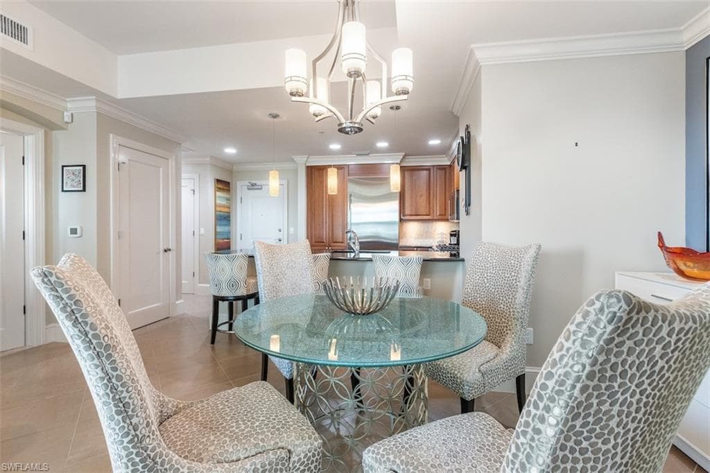 9123 Strada Pl 7504, Naples, FL 34108-4
