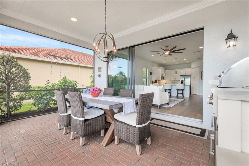 13339 Silktail Dr, Naples, FL 34109-26