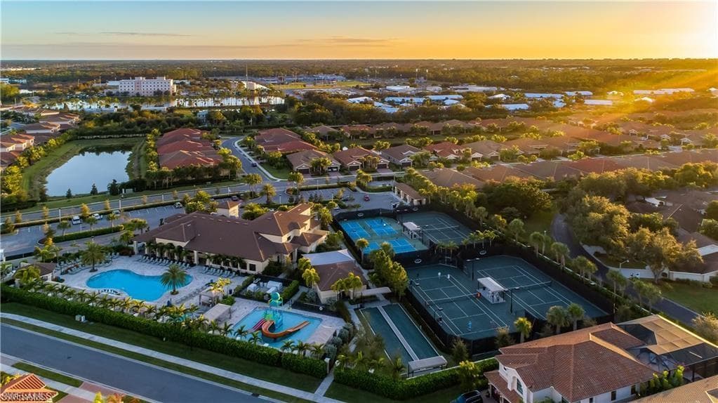 13339 Silktail Dr, Naples, FL 34109-32
