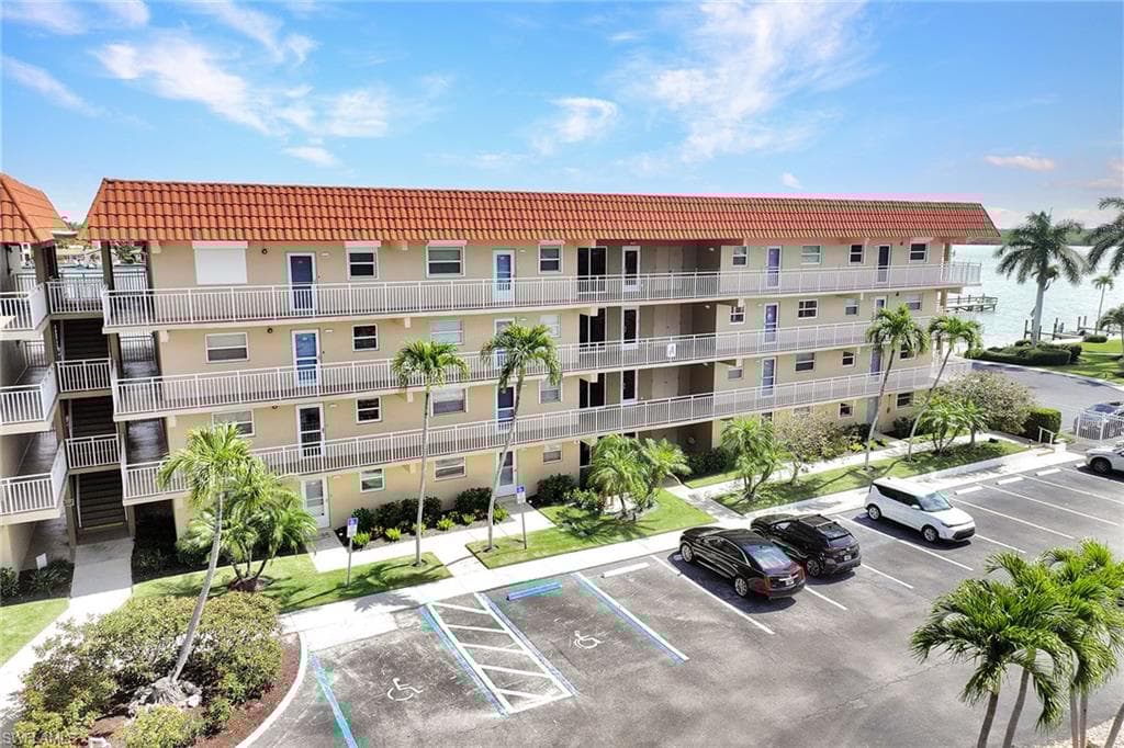 1200 Edington Pl A-404, Marco Island, FL 34145-31