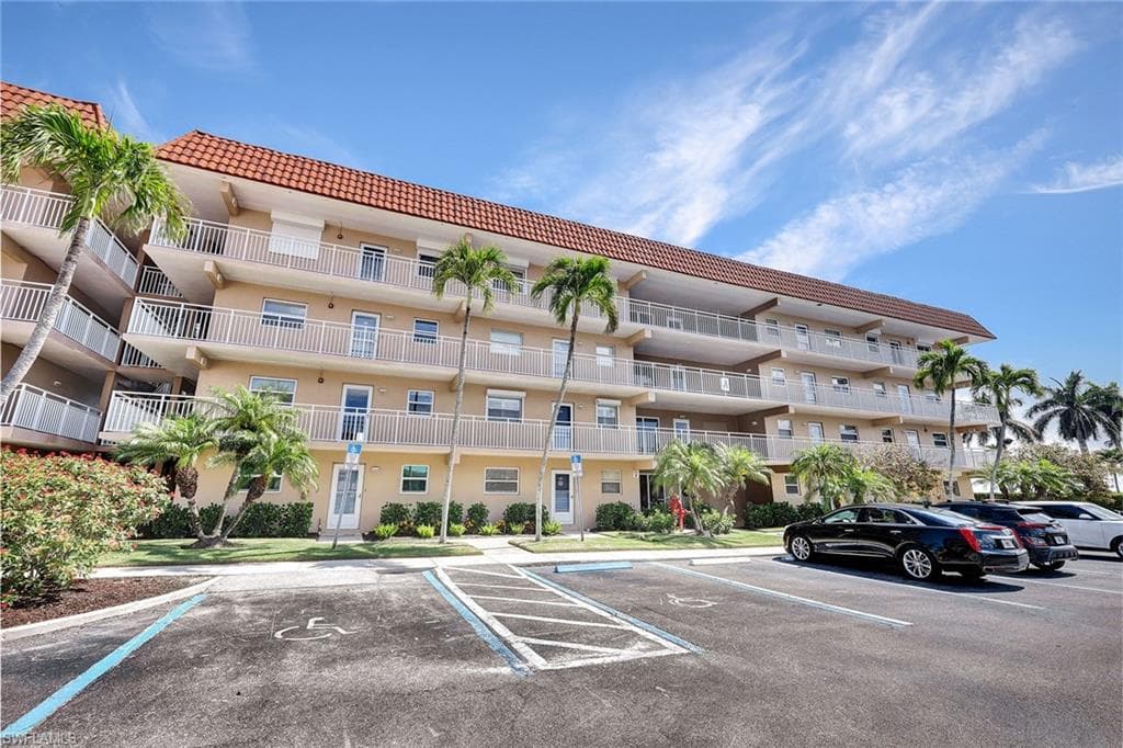 1200 Edington Pl A-404, Marco Island, FL 34145-32