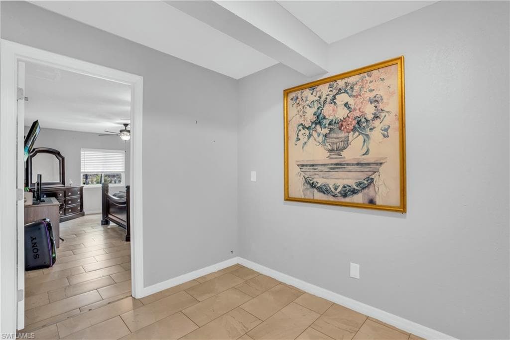 883 Coconut Cir E, Naples, FL 34104-15
