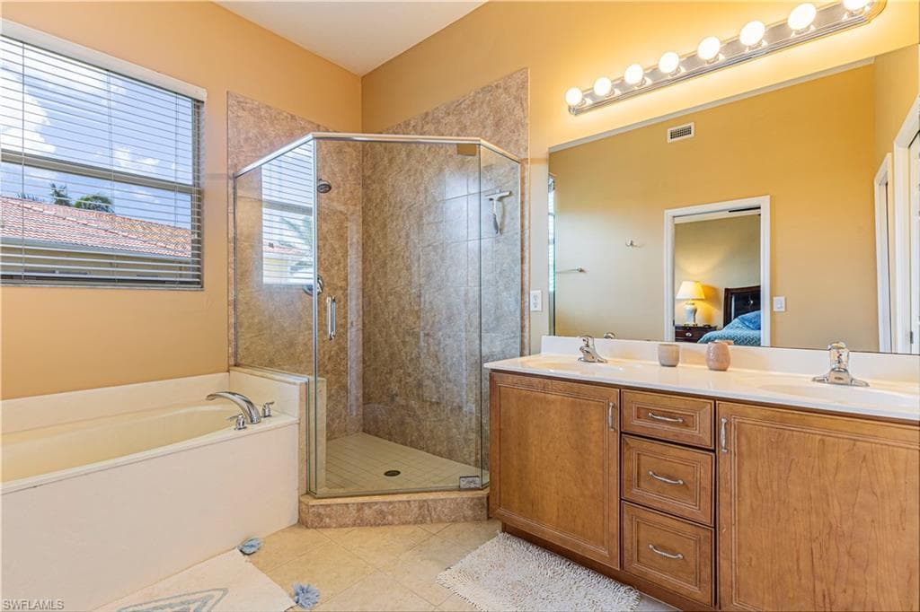 9807 Solera Cove Pointe 103, Fort Myers, FL 33908-17