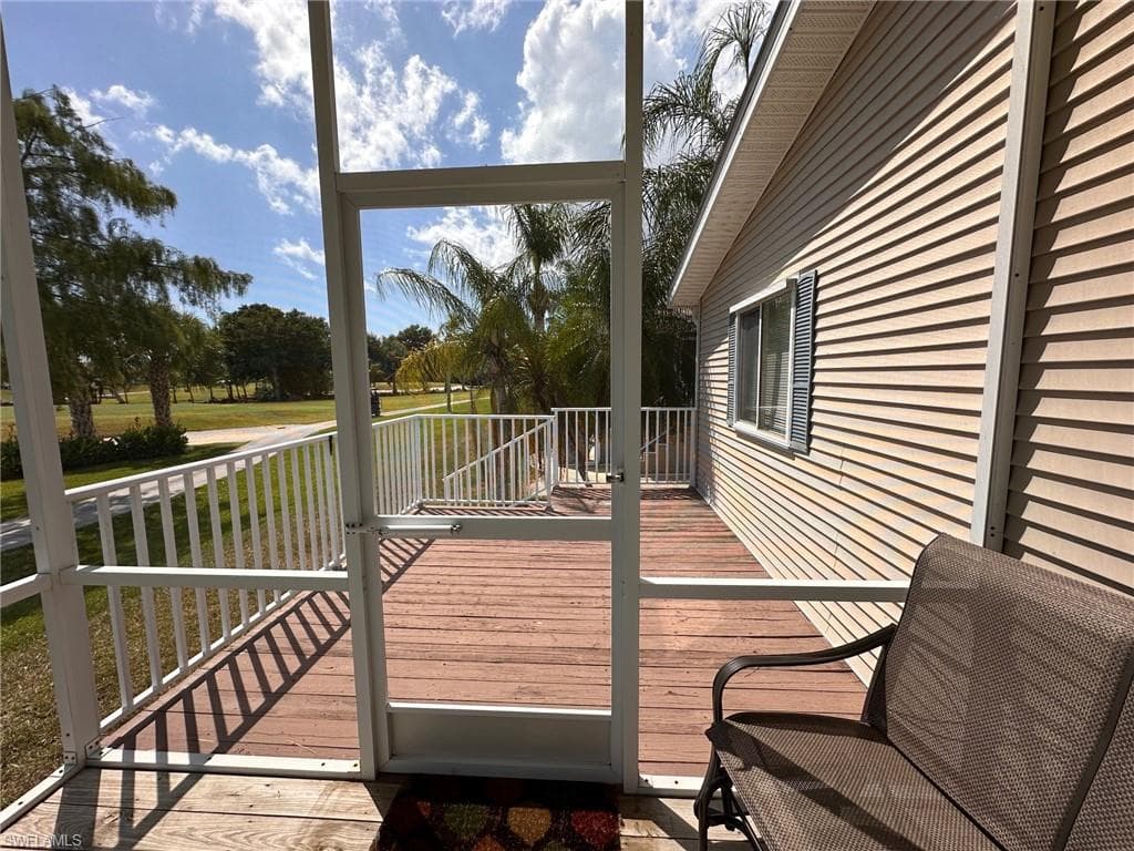 1307 Silver Lakes Blvd, Naples, FL 34114-4