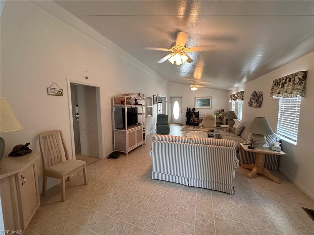 1307 Silver Lakes Blvd, Naples, FL 34114-5