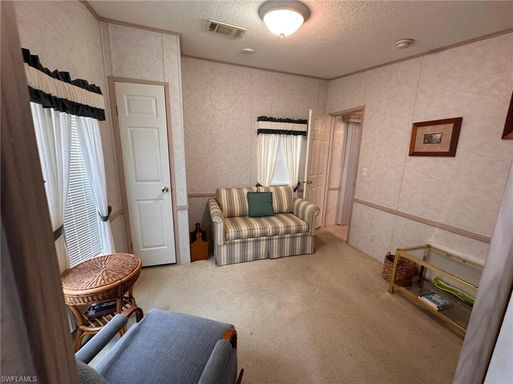 1307 Silver Lakes Blvd, Naples, FL 34114-6