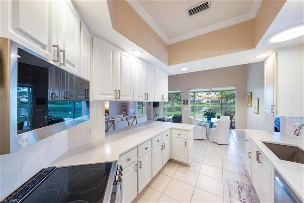 4772 Martinique Way, Naples, FL 34119-11
