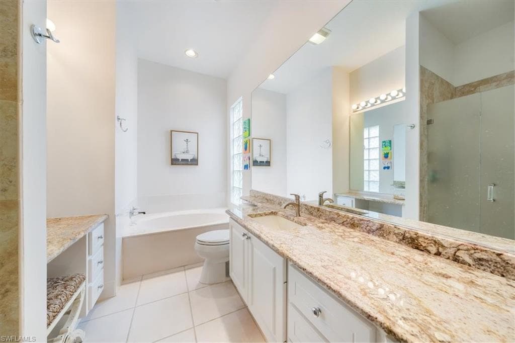 4772 Martinique Way, Naples, FL 34119-15