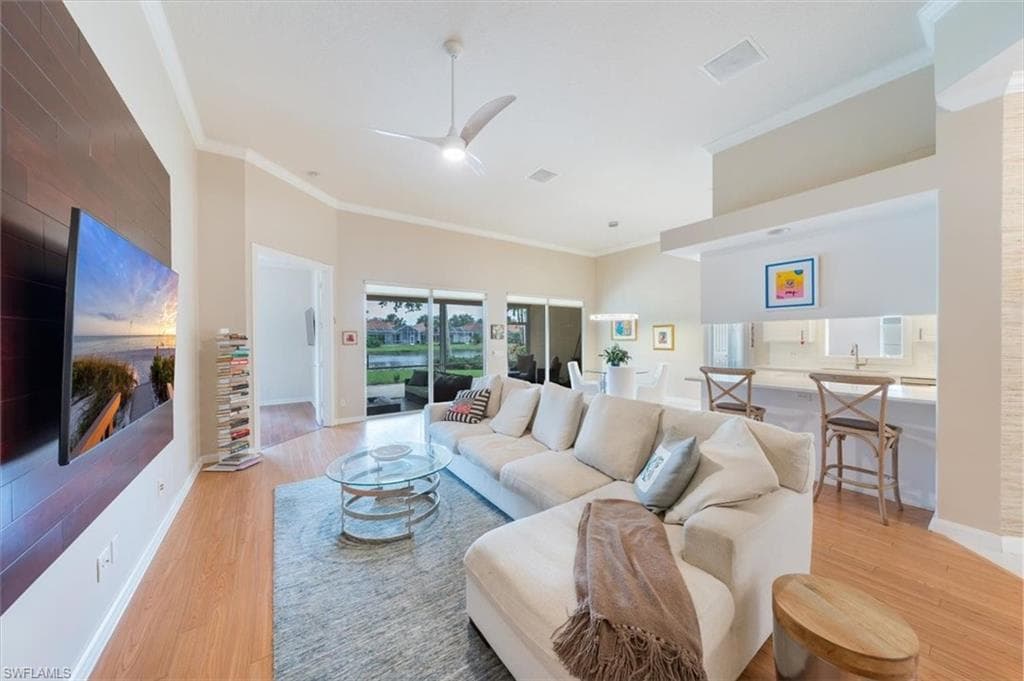 4772 Martinique Way, Naples, FL 34119-2