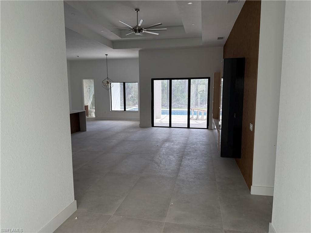 2308 6th Ave SE, Naples, FL 34117-6