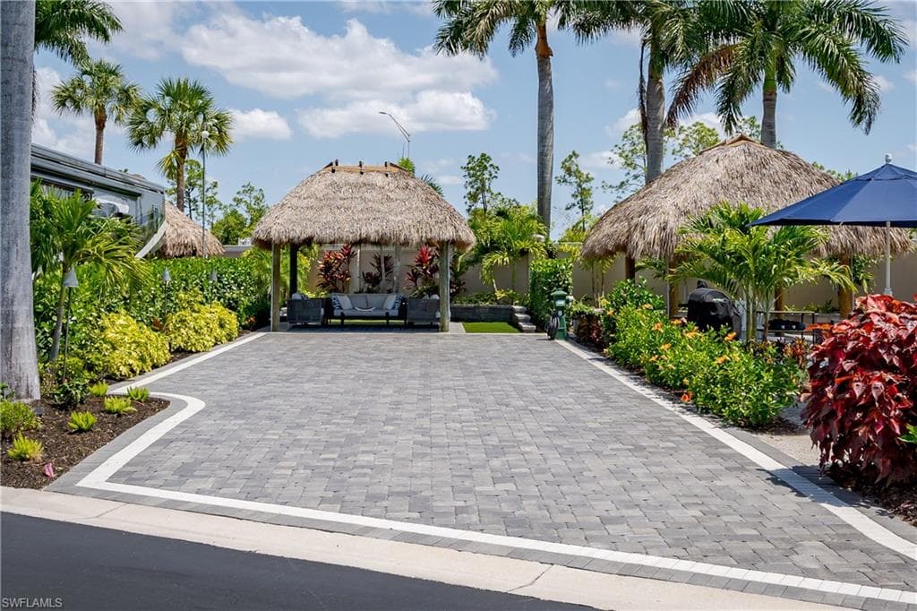 13619 Snook Cir, Naples, FL 34114-28